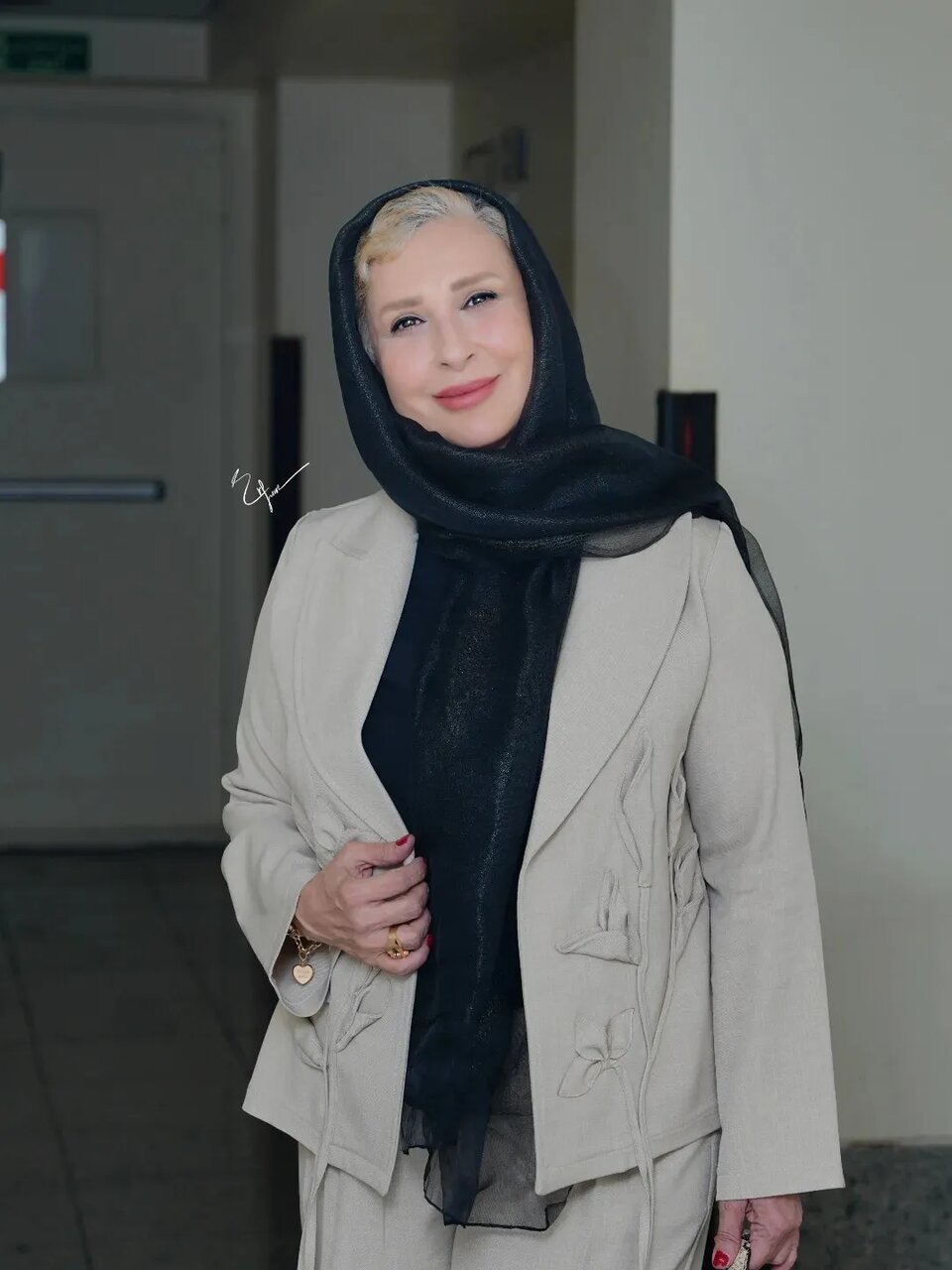 تصاویری از خانم بازیگر با استایلی متفاوت در پردیس کوروش