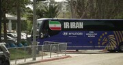 نقاشی بامزه یک کودک از مهار پنالتی رونالدو روی اتوبوس تیم ملی | عکس