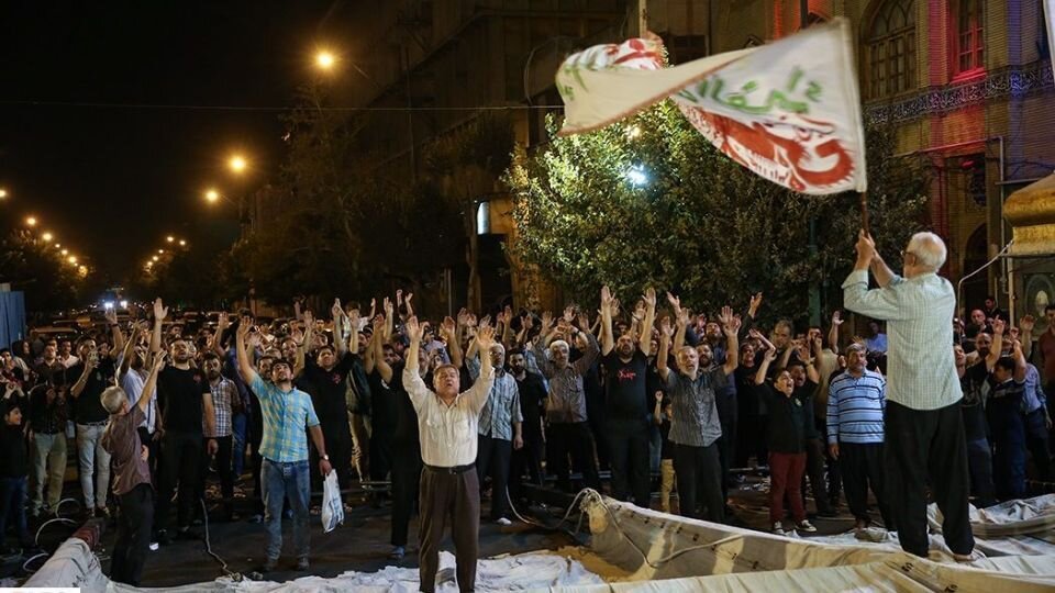 راز خیمههای عزایی که بعد از ۴۰۰ سال هنوز برپا میشوند | عزاداری در خیمههای حسینی