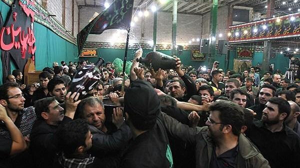 تهران، حسینیهای به وسعت ایران | یک راهنمای جامع برای انتخاب هیئت در شبهای سوگواری حسینی