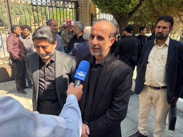 چهره‌هایی که برای وداع با پیکر بهروز رضوی آمدند |‌ ببینید