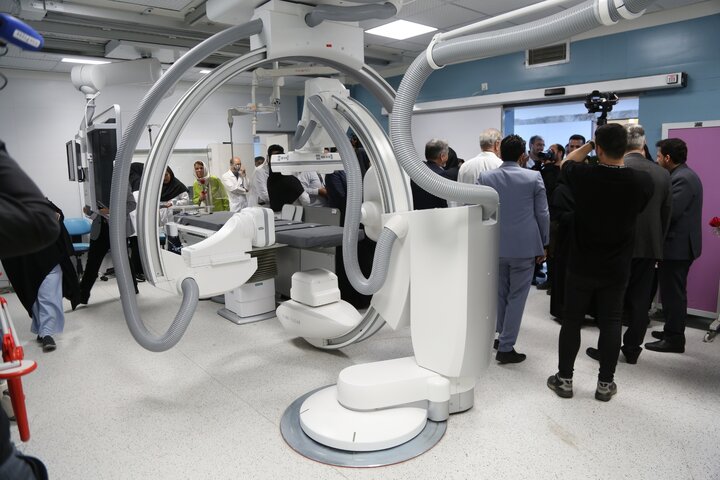 افتتاح پیشرفته‌ترین دستگاه آنژیوگرافی مغز در بیمارستان لقمان حکیم