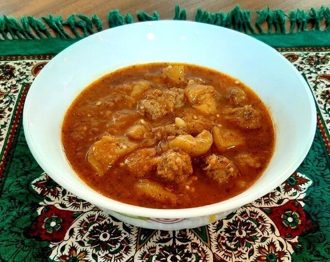 شفته بادمجان کاشان؛ غذای محلی که با اولین قاشق عاشقش میشوید
