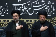 قاب هایی از عزاداری سید حسن و سید یاسر خمینی در حرم مطهر | تصاویر