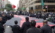 از اسب خون آلود تا لباس سقا بر تن کودکان + ویدئو | عزاداری میان آسمان خراش های نیویورک