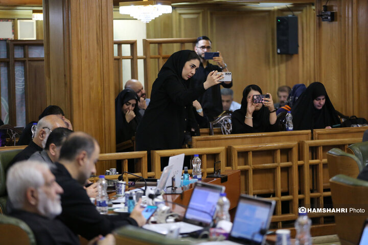 جلسه شورای شهر با محور تشییع رهبر شهید انقلاب