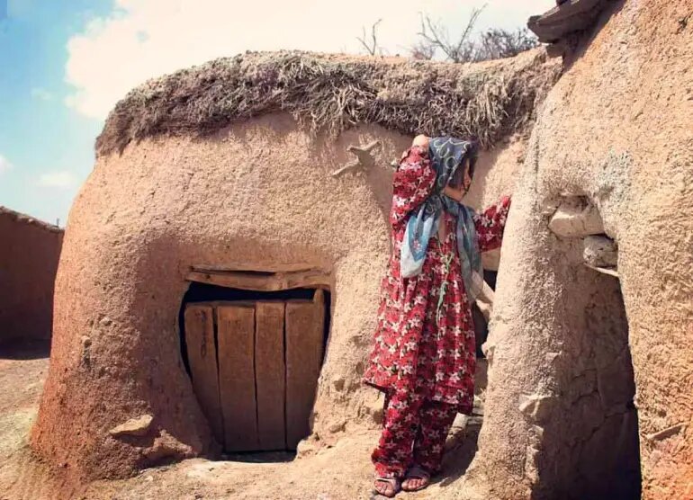 در این روستای ایران استفاده از تلویزیون و نوشیدن چای ممنوع بوده!