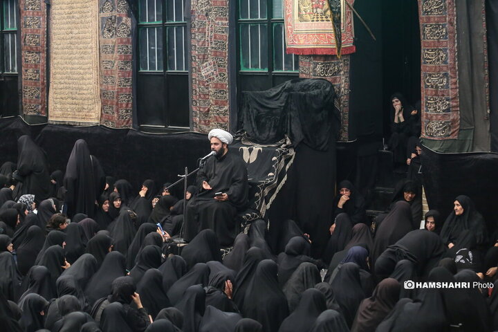 مراسم عزاداری سیدالشهدا (ع) در حسینیه تاریخی سادات اخوی تهران
