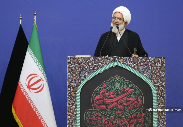 نماز جمعه تهران به امامت حاج علی‌اکبری اقامه شد