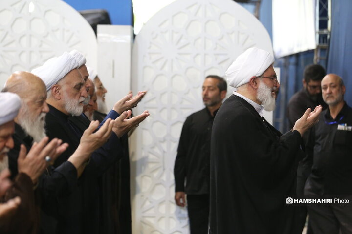 نماز جمعه تهران به امامت حاج علی‌اکبری اقامه شد