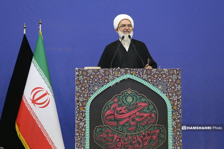 نماز جمعه تهران به امامت حاج علی‌اکبری اقامه شد