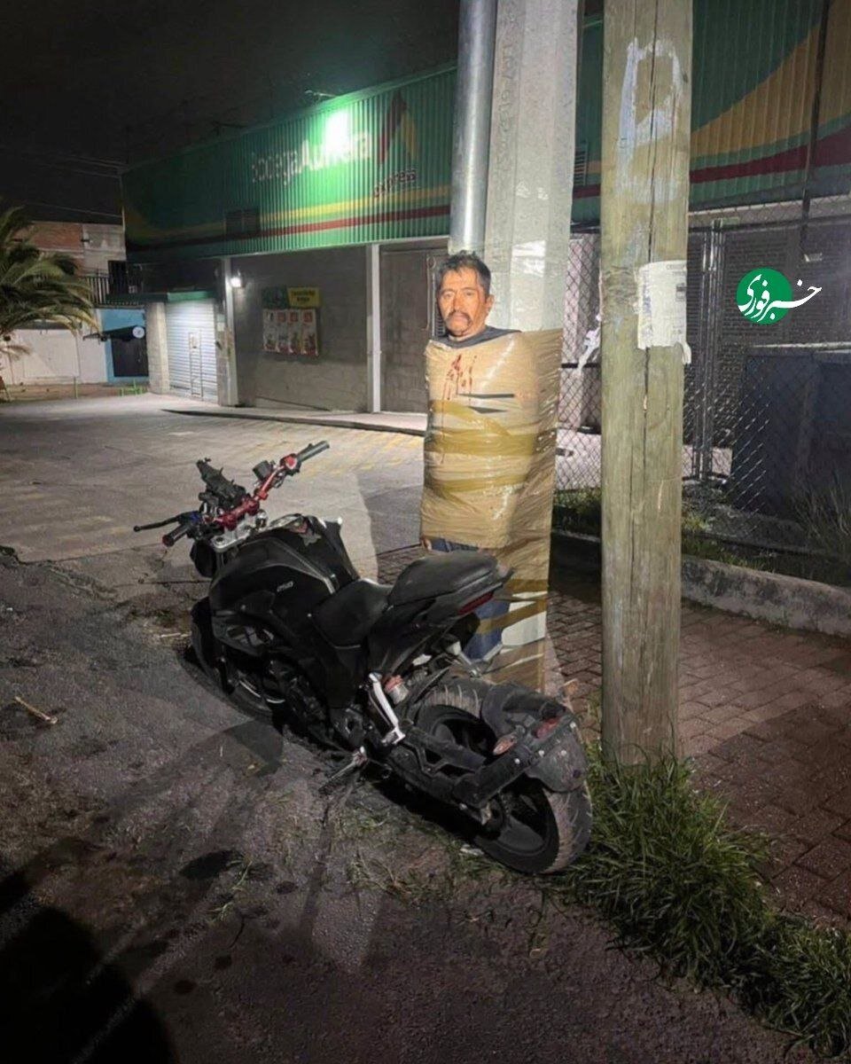 مردی نقاب‌دار سارقان را اینگونه به تیر برق می‌چسباند! | تصاویر