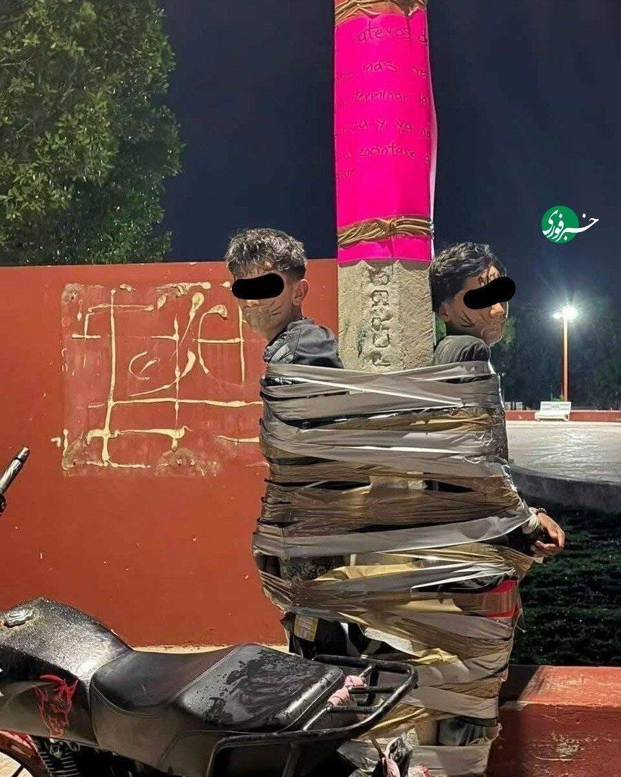 مردی نقاب‌دار سارقان را اینگونه به تیر برق می‌چسباند! | تصاویر