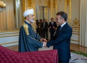 تصویر هدیه لاکچری سلطان عمان به امانوئل مکرون؛ هدیه مکرون چه بود؟