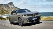 ۷۰۰ کیلومتر با یک شارژ | BMW از جاه‌طلبانه‌ترین شاسی‌بلند برقی خود رونمایی کرد + تصاویر