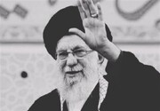 لحظه ورود پیکر رهبر شهید انقلاب به مراسم وداع | ببینید
