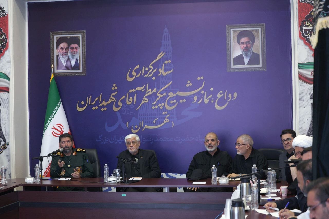 اولین تصاویر از سردار احمد وحیدی پس از جنگ در ۲مراسم | عارف و ۲ فرمانده عالیرتبه سپاه در یک قاب