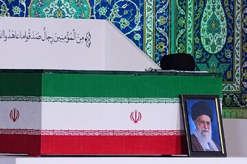 جزئیات اقامه نماز بر پیکر رهبر شهید؛ مراجع اقامه‌کننده نماز در تهران و مشهد و قم اعلام شد