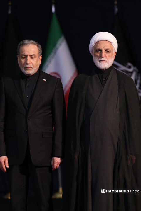 مراسم ادای احترام سران قوا و هیئت های رسمی کشورهای جهان بر پیکر رهبر شهید و خانواده شهید ایشان