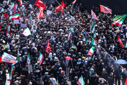 کوچک‌ترین وداع کننده با رهبر شهید | ببینید