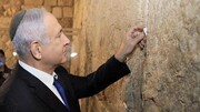 خرافاتِ تل‌آویو مقدس‌اند، اعتقادات در تهران مسخره؟