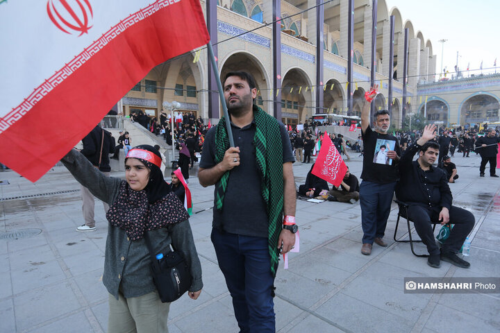 مراسم وداع با رهبر شهید انقلاب در مصلای تهران