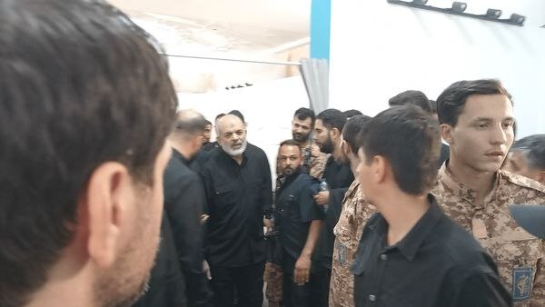 بازدید فرمانده کل سپاه از بیمارستان موقت مصلای تهران + عکس