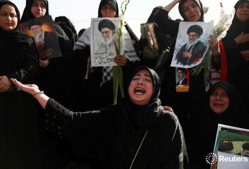 تصاویر رویترز از مراسم وداع با رهبر انقلاب؛ ببینید