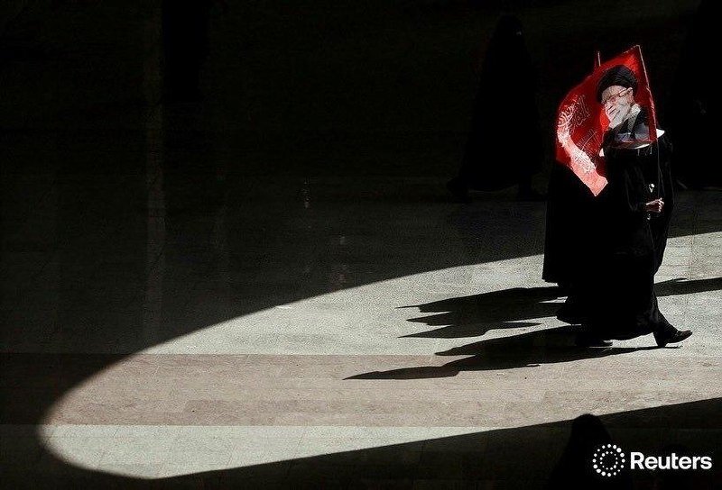 تصاویر رویترز از مراسم وداع با رهبر انقلاب؛ ببینید