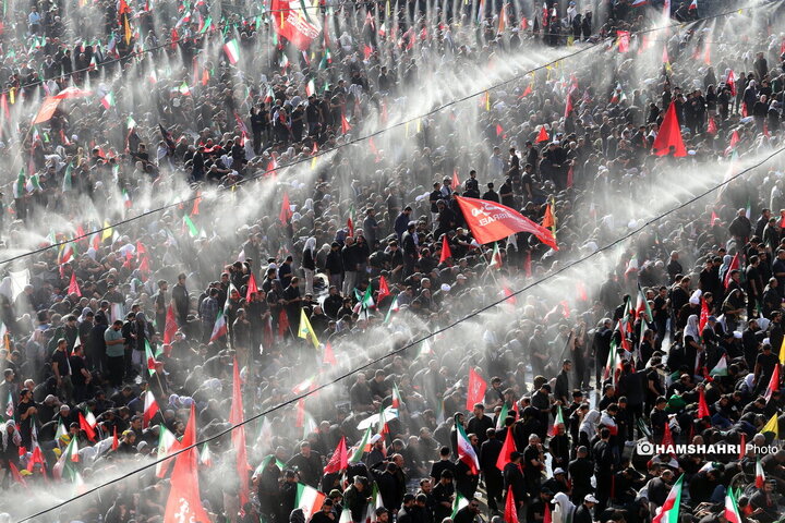 اقامه نماز بر پیکر رهبر شهید انقلاب در مصلای تهران
