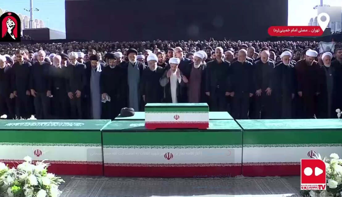 اقامه نماز بر پیکر رهبر شهید انقلاب توسط آیتالله سبحانی