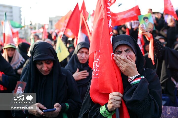 تشییع رهبر شهید