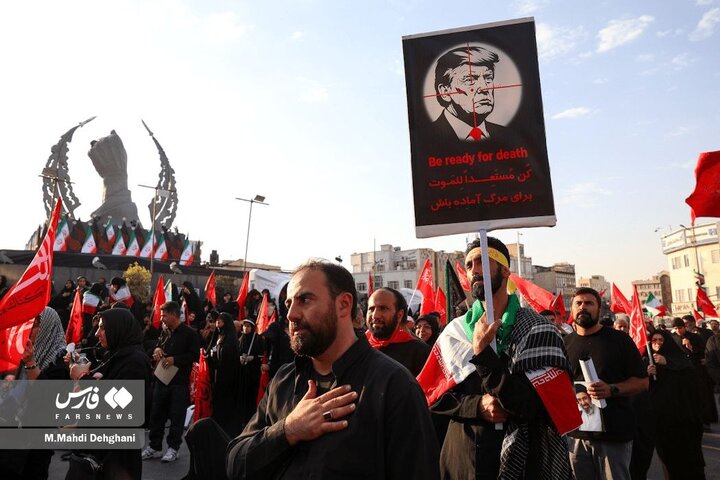 تشییع رهبر شهید