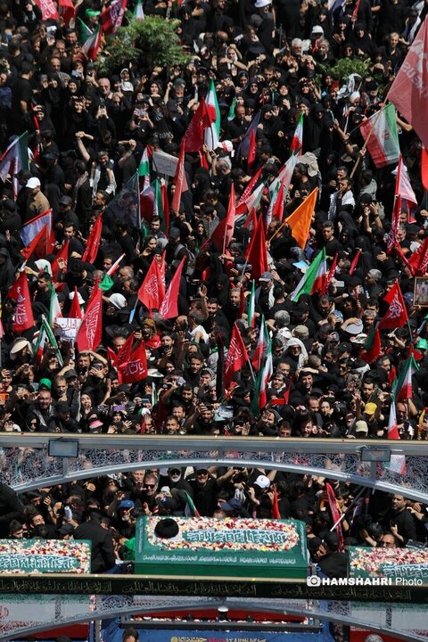 رهبر شهید