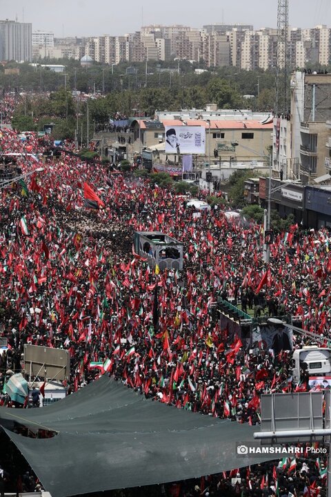 رهبر شهید