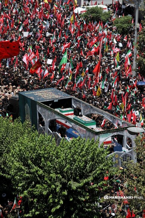 رهبر شهید