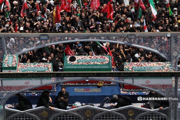 رهبر شهید