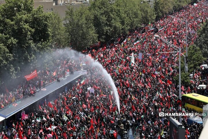 رهبر شهید