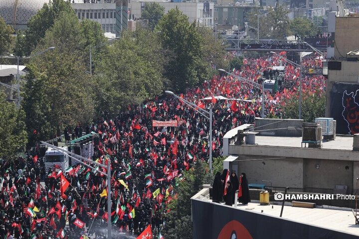 رهبر شهید