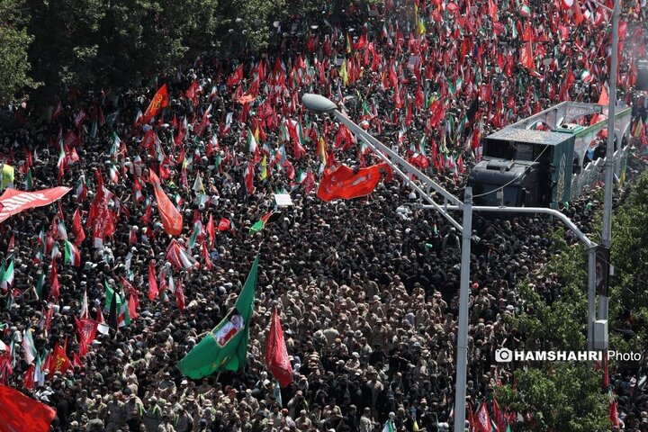 رهبر شهید