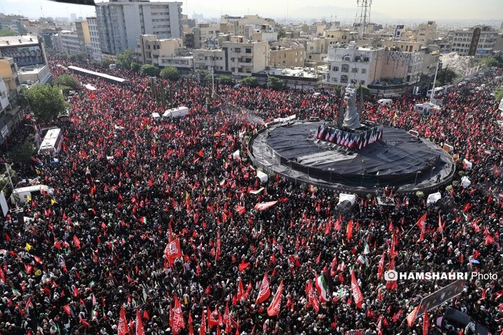 رهبر شهید