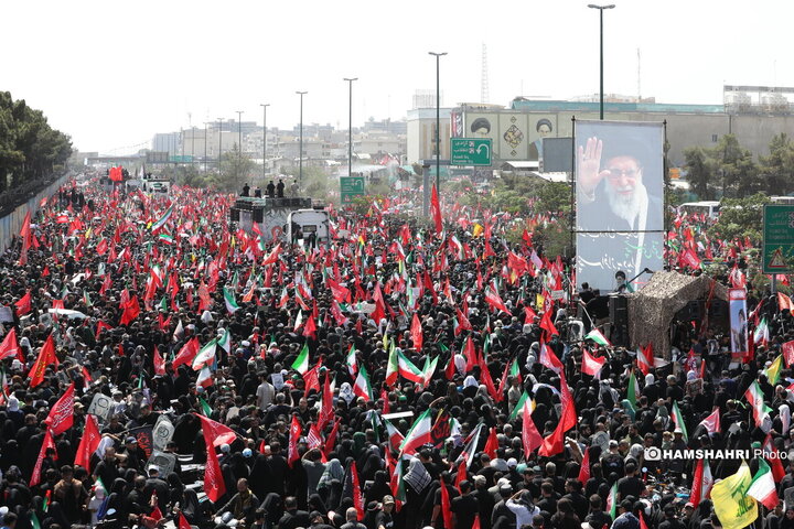 مراسم تشییع پیکر مطهرآیت‌الله سیّدعلی خامنه‌ای در تهران