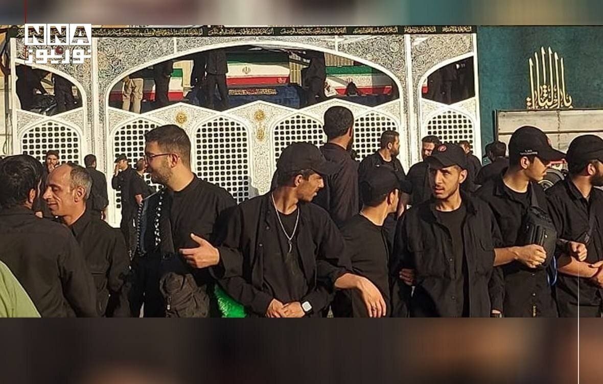 خودروی حامل پیکر مطهر امام شهید آماده ورود به مسیر تشییع + عکس