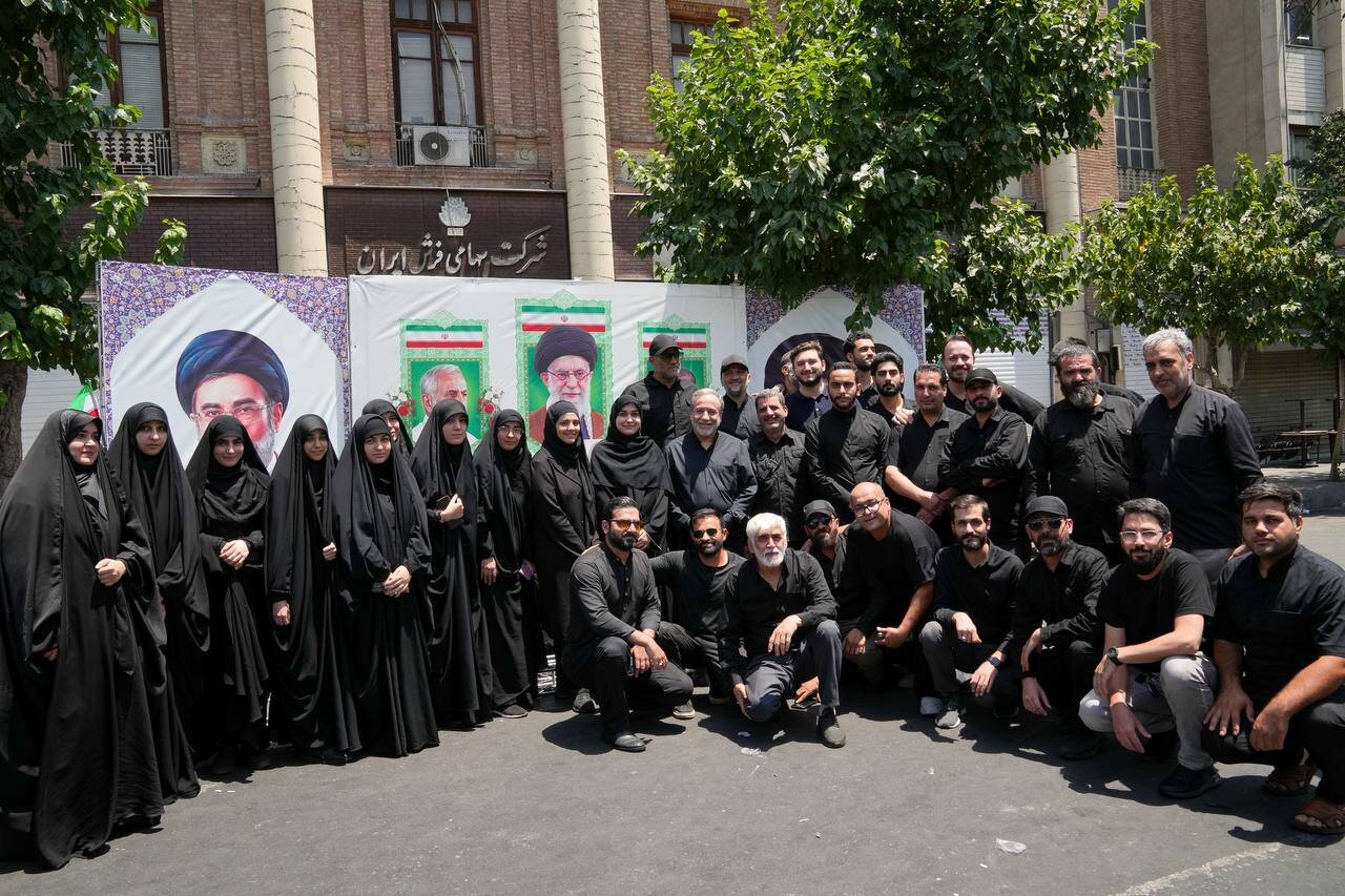 عراقچی بر ترک موتور؛ ببینید | تصاویر جالب از آقای دیپلمات در حاشیه مراسم تشییع