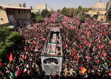میلیون‌ها عزادار ایرانی، گواه پایگاه اجتماعی قدرتمند نظام سیاسی