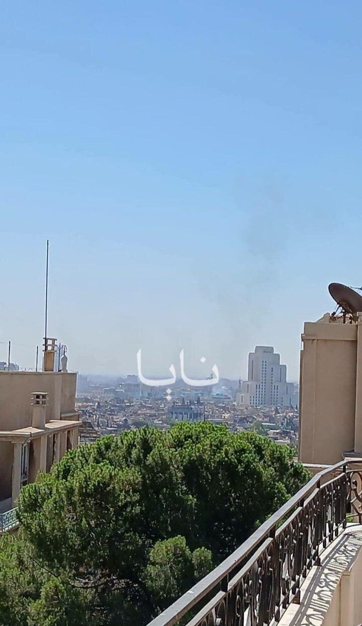 انفجار خودرو در نزدیکی اقامتگاه رئیس‌جمهور فرانسه در دمشق | تصاویر