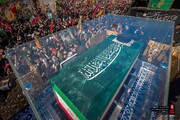 رهبر شهید تنها ۲ کیلومتر تا بین‌الحرمین فاصله دارد + فیلم | پیکر رهبر شهید انقلاب به آغاز مسیر اعلام شده در کربلای معلی رسید