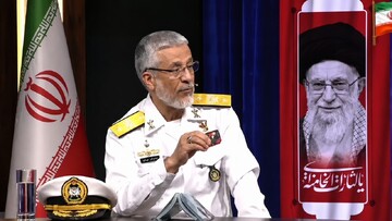 فرمانده عالیرتبه ارتش: سواحل ایران را برای‌ دشمن جهنم می‌کنیم | مگر ۹۰ میلیون ایرانی مرده باشند...