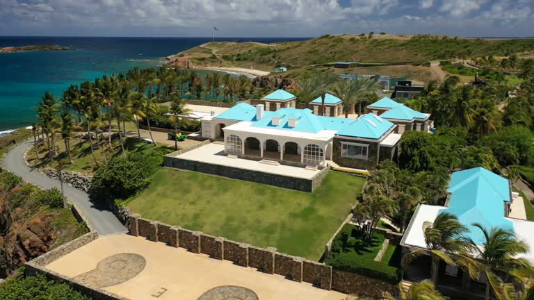 New images from Epstein Island