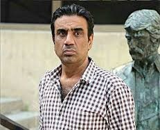 نصرالله رادش نقاشی‌های عجیب کشید و به مهران مدیری تقدیم کرد